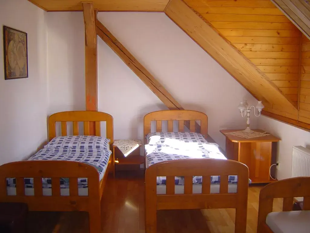 Penzion a restaurace U Julka